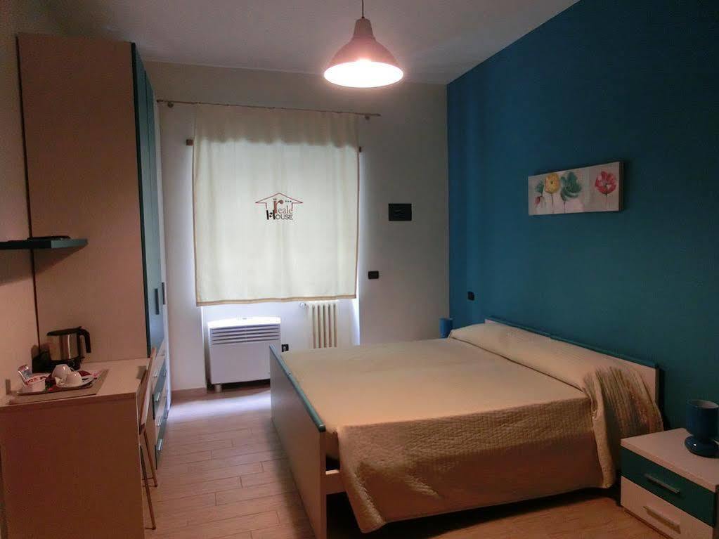 Reale House Rooms Рим Экстерьер фото